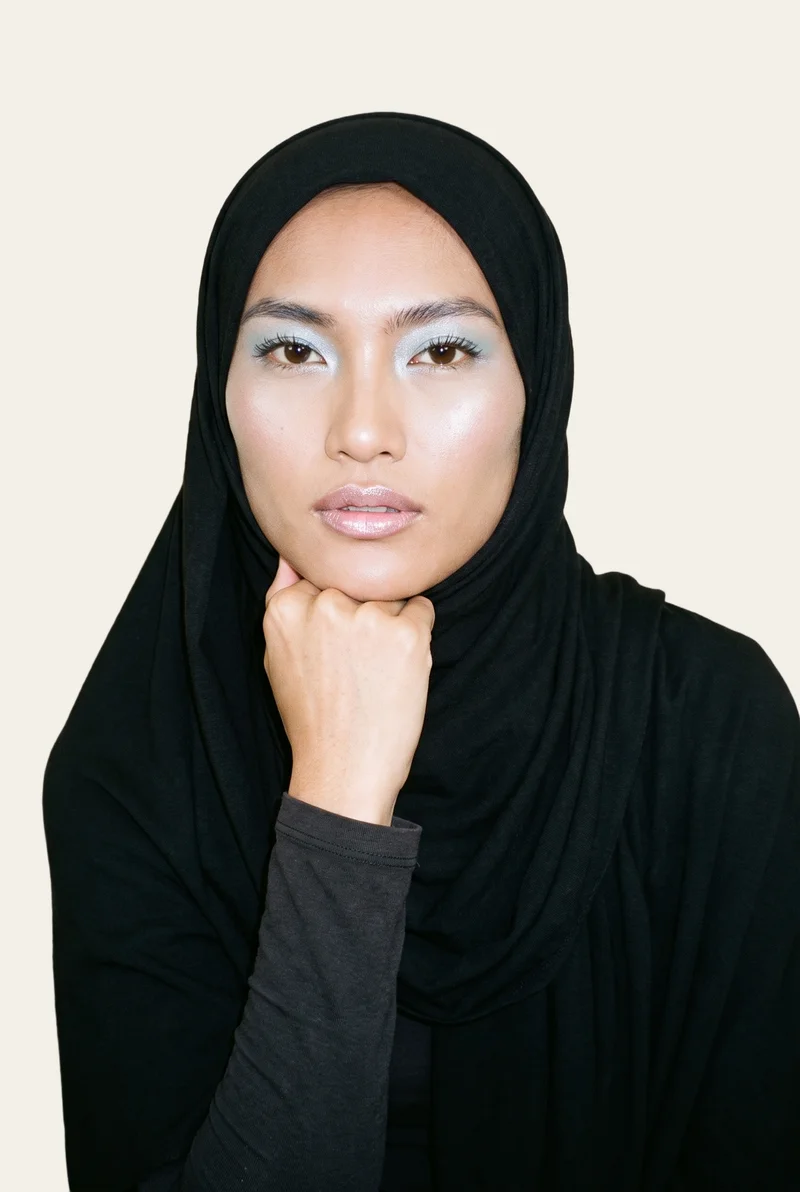 Black Jersey Hijab, Bust at Front, Studio Cutout lighting