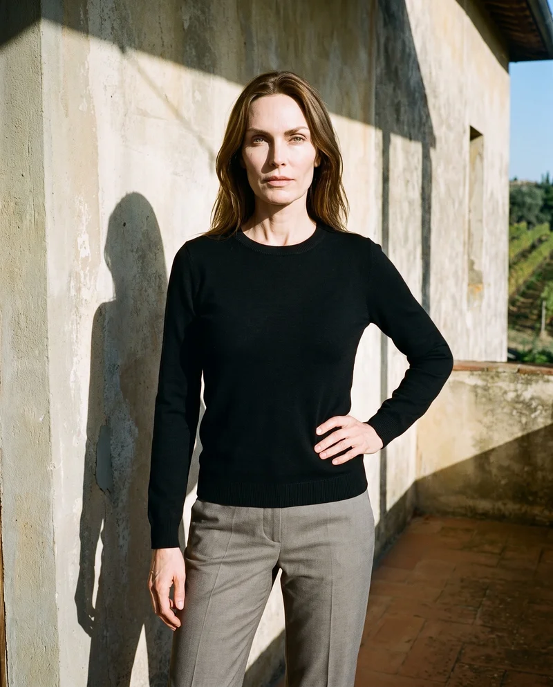Women's Black Pullover Jumper, Three-quarter length at Front, Flash Editorial lighting