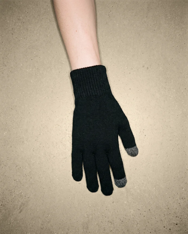 Women's Black Touchscreen Gloves, Hand and wrist at Top, Clean Catalog lighting