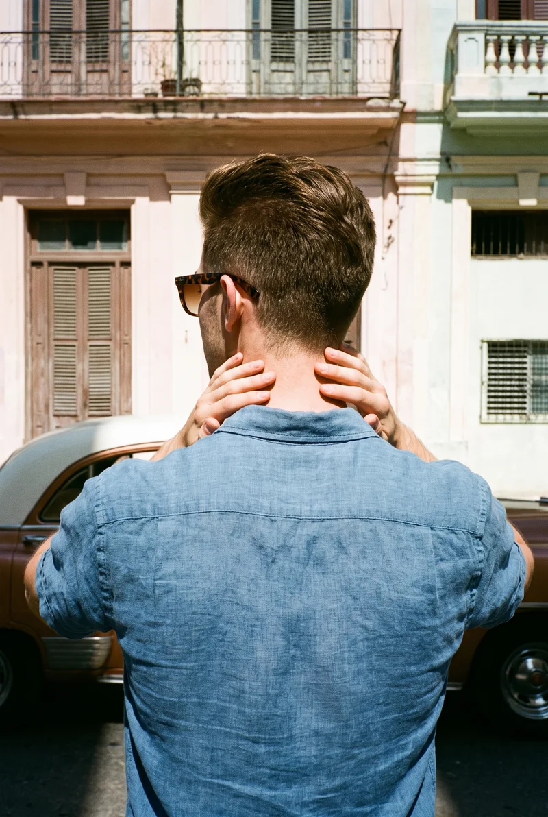 Men's Tortoiseshell Wayfarer Sunglasses, Upper body at Back, Flash Editorial lighting