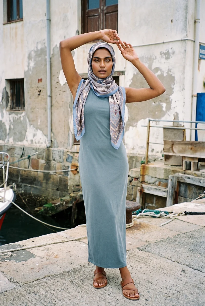 Printed Silk Hijab, Full body at Front, Clean Catalog lighting