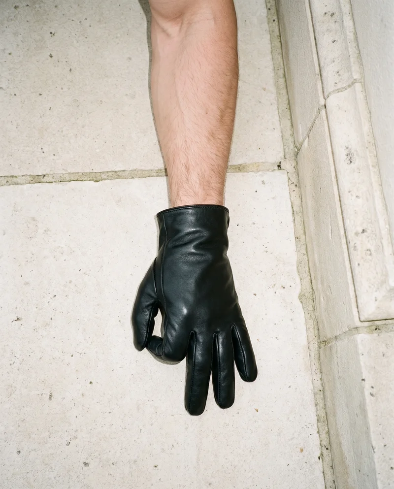 Men's Black Leather Gloves, Hand and wrist at Top, Clean Catalog lighting