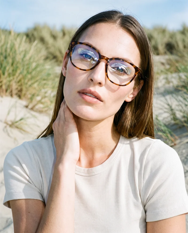 Women's Tortoiseshell Blue-Light Glasses, Upper body at Front, Clean Catalog lighting