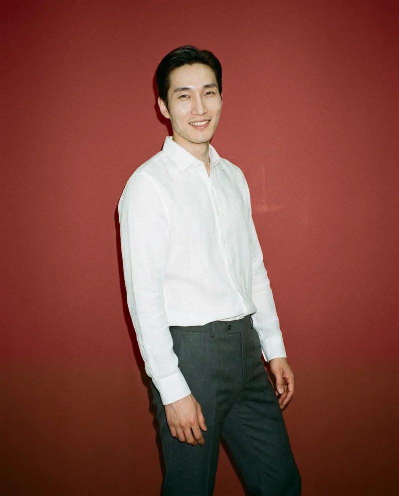 White Linen Shirt, Three-quarter length at Front, Clean Catalog lighting